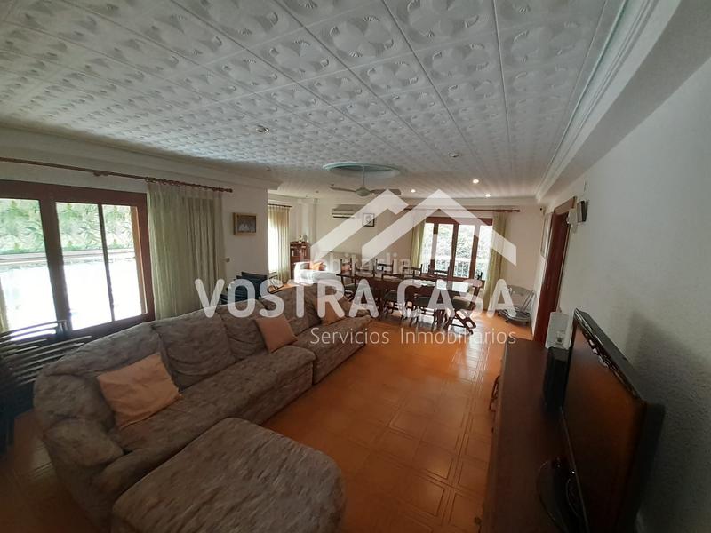 Foto e876f058-501f-4795-bbd7-82b2165a5ba4. Xalet a siete a Godelleta