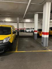 Lloguer Aparcament cotxe a Carrer de santa gemma 4. Alquiler plaza de parking céntrica
