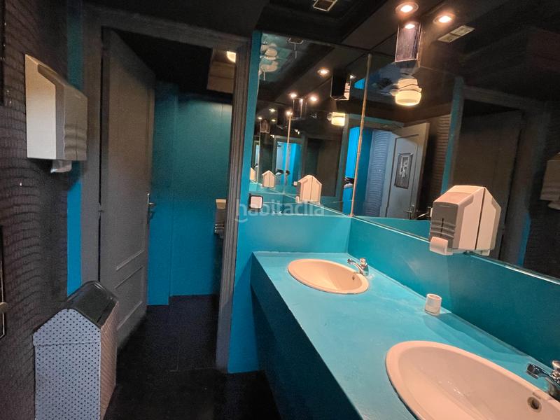 Foto 78f21909-6264-425e-b34e-bb84a8f7e93d. Local comercial en paseo de zorrilla 135 en La Rubia Valladolid