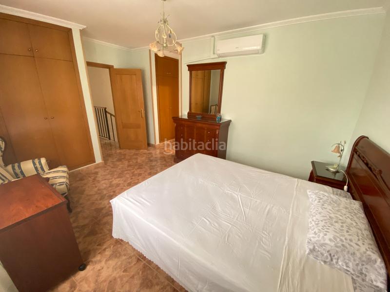 Foto b73254de-1d99-46da-840c-df815d35608c. Chalet en Aldaia