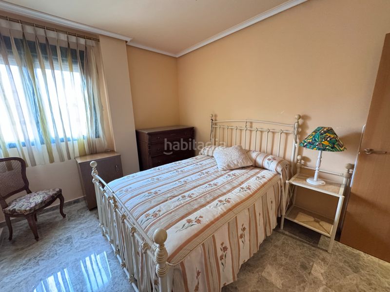 Foto 2593d7ad-d70e-476d-ae14-a1aed94a7b60. Piso en Avenida de la Paz Xirivella