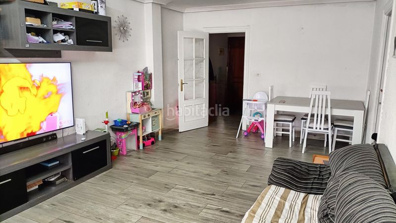 Foto d2233c60-4988-489c-bc03-d2b0bc7d5ada. Piso en Venta de Baños