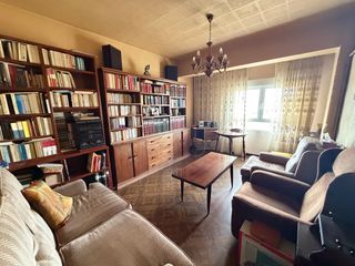 Pis a Avenida de Segovia