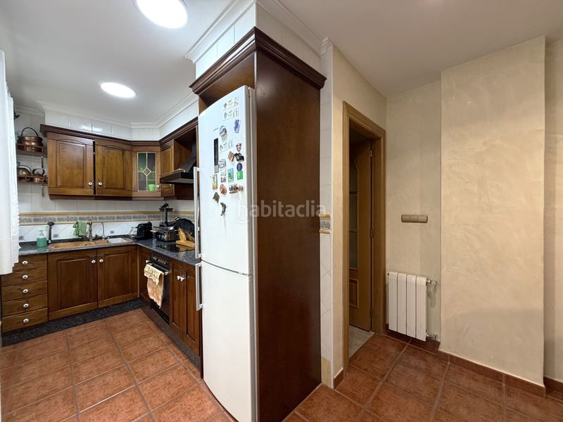 Foto e1e15283-bd76-4fd3-a2c3-0750eef7b988. Pis a Silla