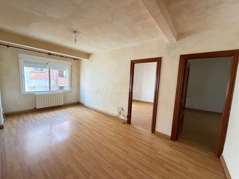 Foto c53c6d7f-7e9b-42ec-98cd-1a6299a2c235. Piso en Circular Valladolid
