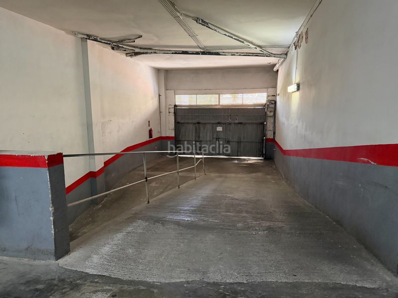 Foto 6c4aa7f6-53df-4d3e-ade0-4482dc537003. Aparcament cotxe a Moncada