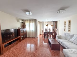 Etagenwohnung in Alginet