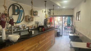 Transfer Business premise in Carrer de ricart 40. Se traspasa bar rte en funcionamiento