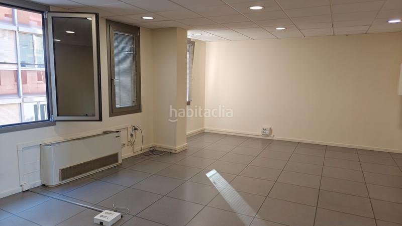 Foto 4fa029e0-63c5-4383-b3ce-4c1d2e231d14. Rent office space in carrer de montserrat 60 in Centre Mataró