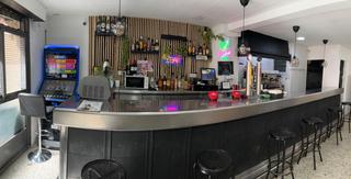 Pas-de-porte Local commercial à Carrer de nàpols 55. Se traspasa bar en funcionamiento