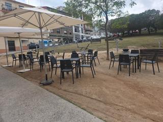 Location Local commercial à Carrer càceres 11. Se alquiler bar con terraza