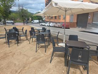 Pas-de-porte Local commercial à Carrer càceres 11. Se traspasa bar