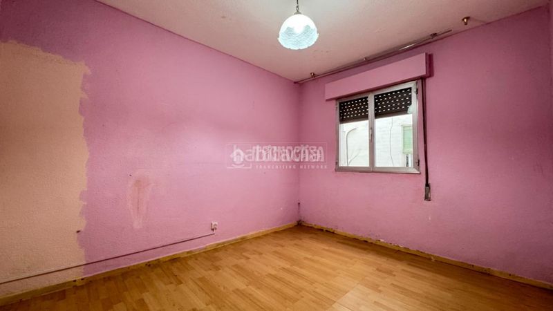 Foto df97be52-d08e-4a94-bcf4-f324cbe04c25. Flat in Ambroz Madrid