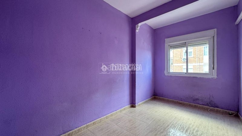 Foto 01af5084-77fb-40e5-ac85-e04c4bfab914. Piso  en venta en Ambroz Madrid