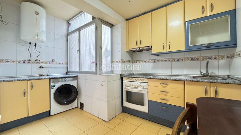 Foto 8806a090-31a7-44d0-9427-e489895feb5e. Piso  en venta en Ambroz Madrid