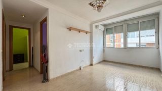 Flat in Ambroz. Piso en venta en madrid