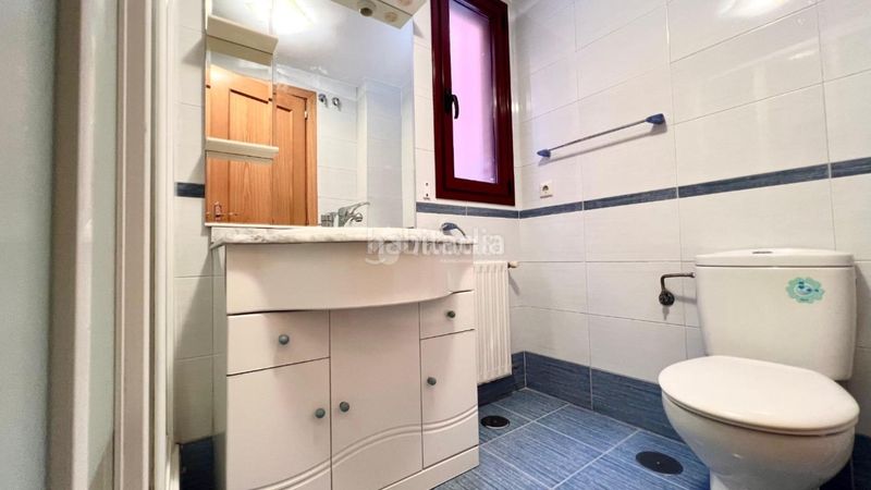 Foto 2e4619cf-a9f5-4b95-ac10-522e66d60a78. Flat with heating parking pool in Valdebernardo-Valderribas Madrid
