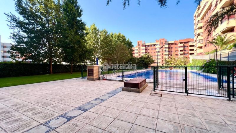 Foto 45e8dc99-ee23-470a-b13c-9c2e5103361d. Flat with heating parking pool in Valdebernardo-Valderribas Madrid