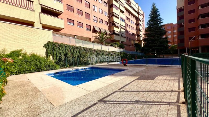 Foto 4becff83-23d7-4eee-8d60-4d3f9e9e906e. Flat with heating parking pool in Valdebernardo-Valderribas Madrid