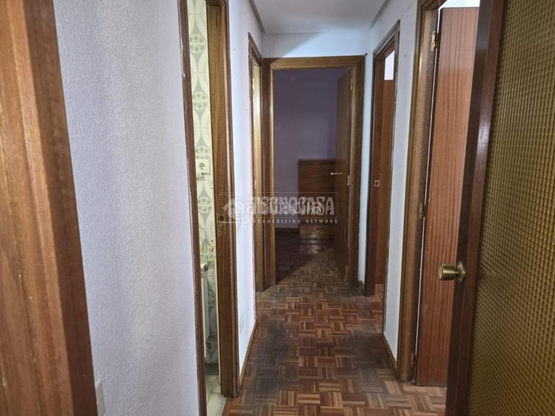 Foto a8a3ceb7-9af2-4e94-a8d4-1b8b965ec476. Piso  en venta en Val Alcalá de Henares