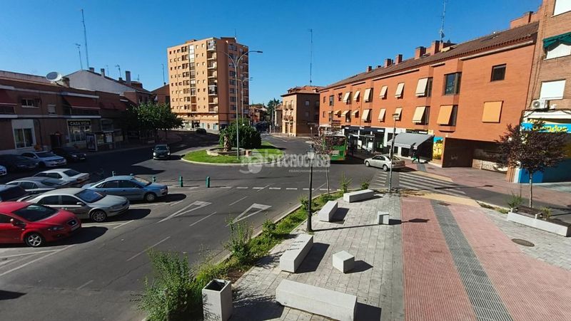 Foto 92f63a93-80e2-4b1b-97ba-54f12b54c11f. Affitto ufficio in Casco Histórico Alcalá de Henares