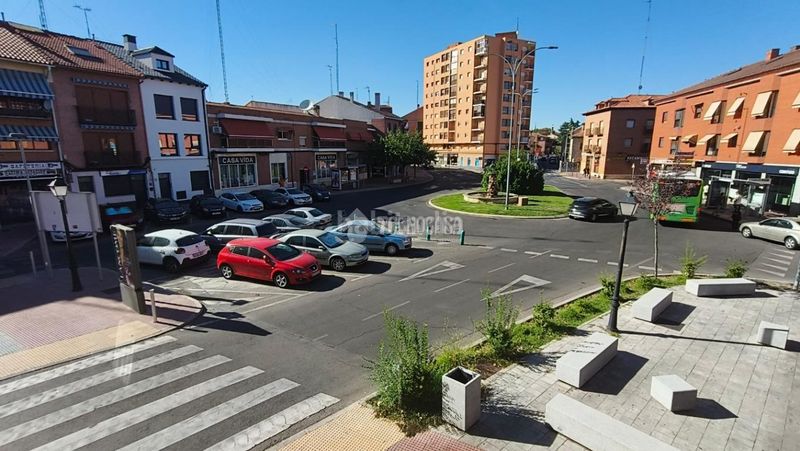 Foto f46b6074-ee0f-452a-8f5b-8e185540931c. Affitto ufficio in Casco Histórico Alcalá de Henares