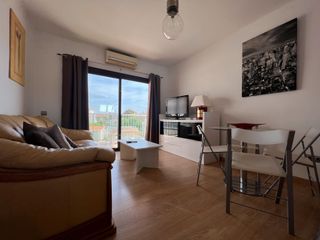 Appartamento in Carrer de l'albada. Magnfico piso reformado muy cerca de la playa!!!