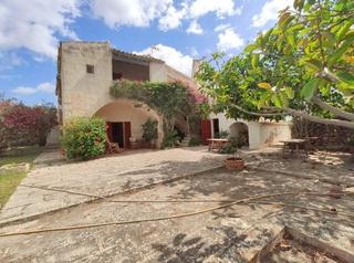 Xalet a Cala Blanca. Fantastica casa de campo