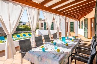 Chalet à Cala Blanca. Chalet con licencia turistica
