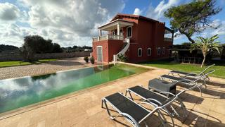 Masia a Cala Blanca