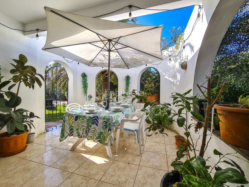 Foto 0edb76ab-8aae-4e91-bcc4-b39c7b7f9525. Chalet mit parking pool in Cala Blanca Ciutadella de Menorca