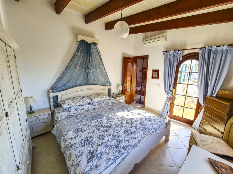 Foto d2a4ec98-d5c7-4c54-b222-84078486e247. Chalet mit parking pool in Cala Blanca Ciutadella de Menorca