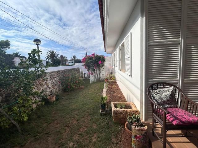 Foto ad6b9c23-fce7-43d8-867e-b5b0f824a3f6. Xalet amb aparcament piscina a Cala Blanca Ciutadella de Menorca