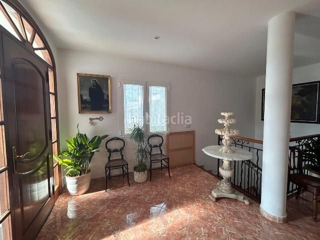 Foto b1da2da0-307d-49e4-9b78-c86c189eb58e. Xalet amb aparcament piscina a Cala Blanca Ciutadella de Menorca