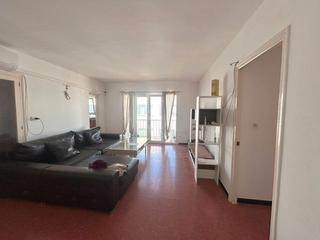 Appartement à Ciutadella. Gran piso con balcon