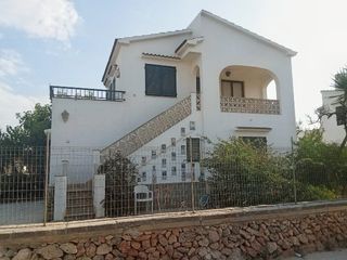 Xalet a Cala en Blanes. Chalet independiente en calan blanes