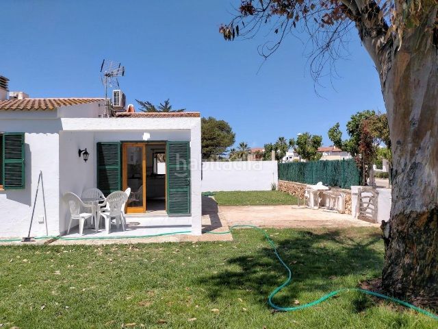 Foto ce2822e4-eb3a-4dfc-af88-96ba35296063. Apartamento  en parcela individual en Cala en Blanes Ciutadella de Menorca