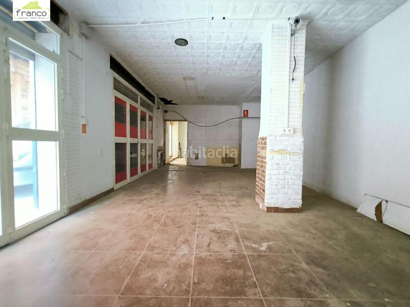 Foto d3a59219-b8ad-4fc3-a109-e22e534a767e. Alquiler local comercial local en alquiler y venta junto jardín floridablanca en Murcia