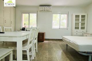 Estudio en Santa Maria de Gracia. Producto para inversores estudio en santa maria de gracia