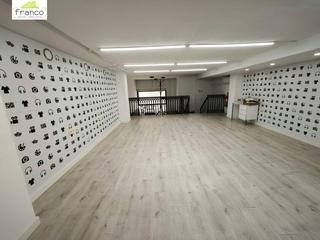 Lloguer Local Comercial a La Fama. Bajo comercial en alquiler  en el centro de murcia junto a uni l