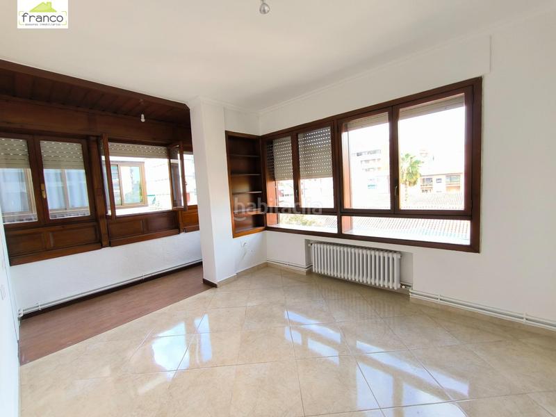 Foto 1f93ee19-4838-4d9b-9a37-89f1cb38d236. Alquiler piso centro en San Miguel Murcia
