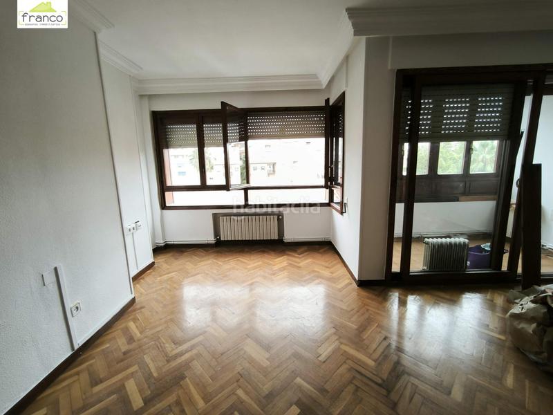 Foto 573b192a-3adc-4af4-9d8b-123ea0975407. Alquiler piso centro en San Miguel Murcia