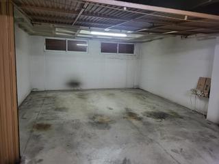 Aparcament cotxe a Vistalegre. Garaje doble con espacio extra para trastero, con puerta indepen