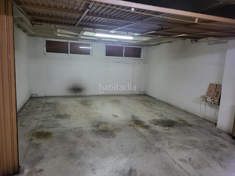 Foto c97e64df-713c-4072-bd8d-84de9655d3f6. Parking voiture dans Vistalegre Murcia