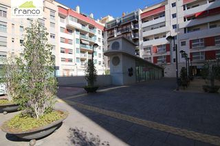 Parking voiture à Juan Carlos I