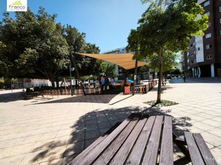 Rent Flat in Juan Carlos I. Amueblado, terraza y junto a avda. juan carlos i