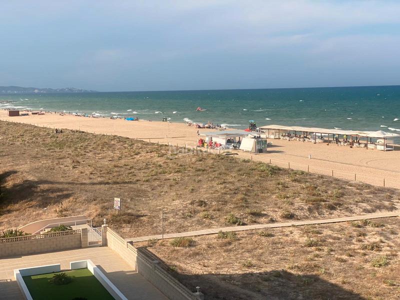 Foto f5f96677-29d0-4992-bde7-251d27a93749. Apartamento  en primera linea playa en Xeraco