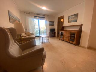 Apartamento  Avenida cuartel 45. Primera planta con garaje y piscina en la playa de xeraco