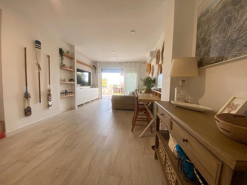 Foto b90ef762-17a5-478a-8800-d57a023a0ccf. Erdgeschoss mit pool in Xeraco