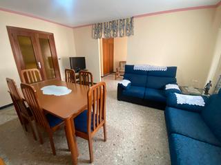 Maison jumelée à Xeraco. Casa adosada en pueblo de xeraco